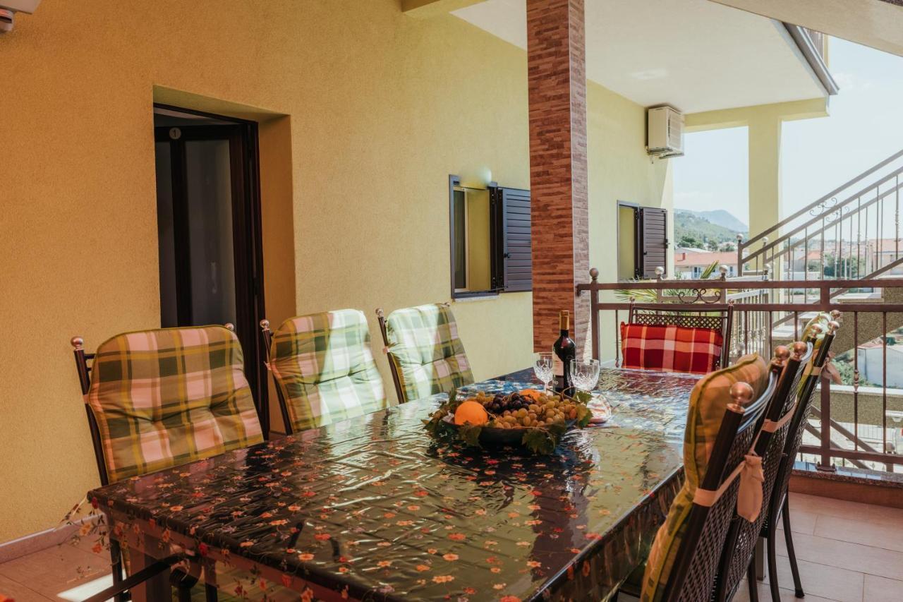 Apartmani Soldan Makarska Exterior foto